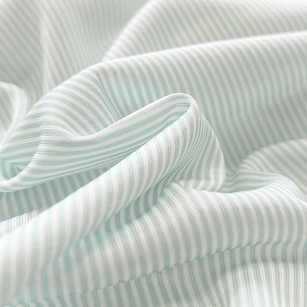 Ultra-Soft Cooling Bubble Dot Filled Home Throw Blanket for Pets and Human