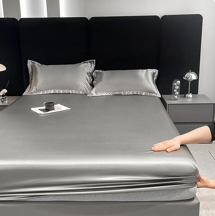 Pet-Friendly & Fur-Resistant Waterproof Satin Fitted Sheet Mattress Protector