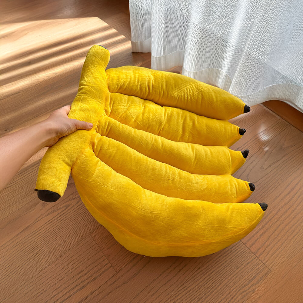 Soft and Adorable Pet Nest Banana Dog Bed