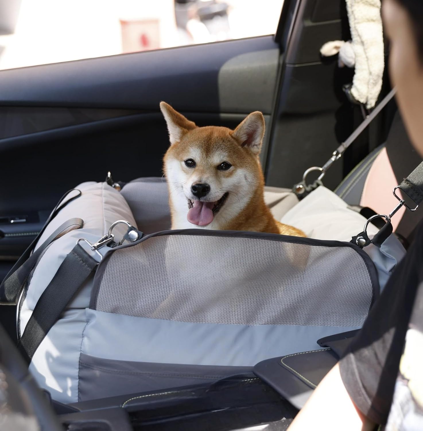Waterproof Breathable Dog Booster Car Seat- Pup Rover