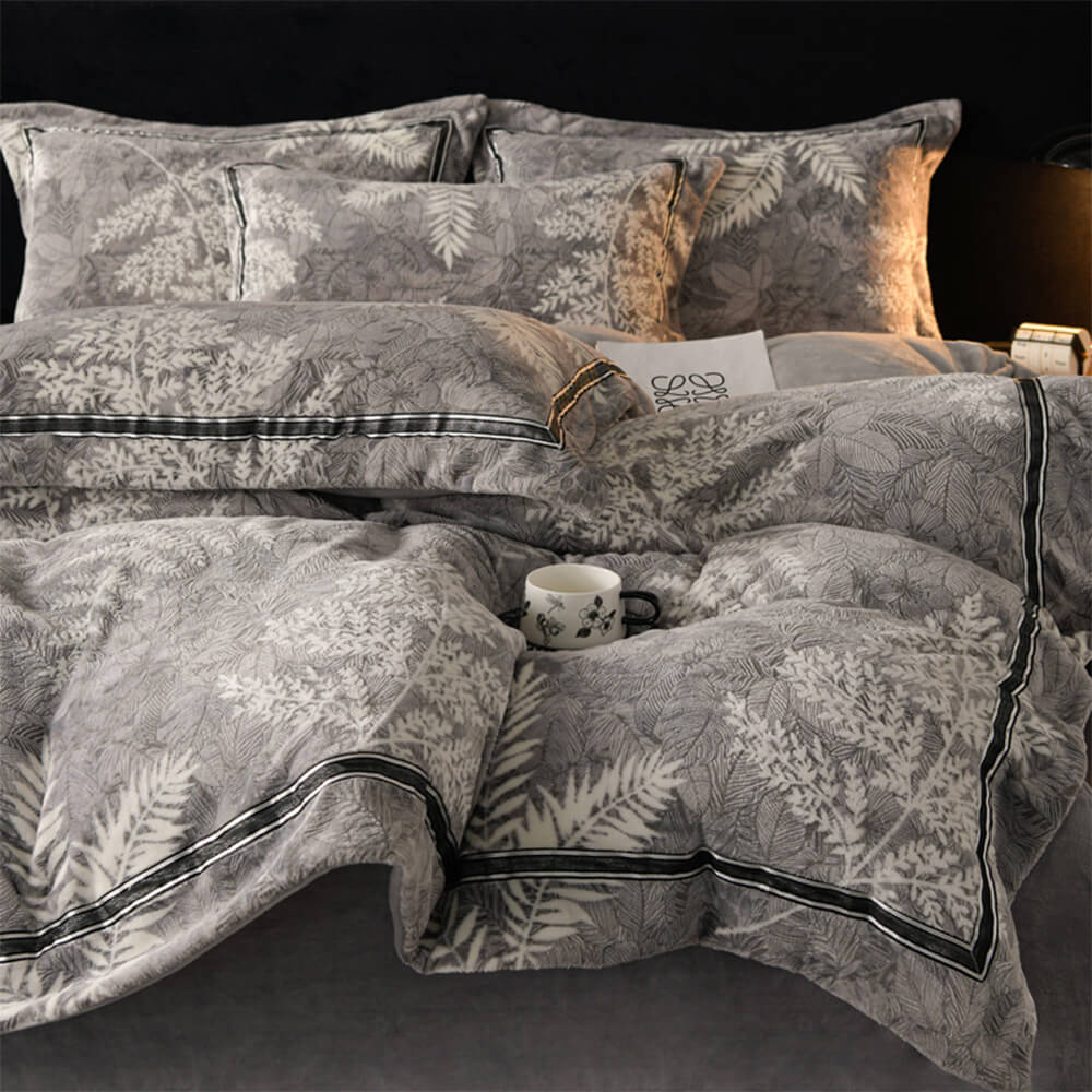 Juego de cama de camarera de terciopelo de terciopelo recortado floral estereoscópico suave y estereoscópico premium