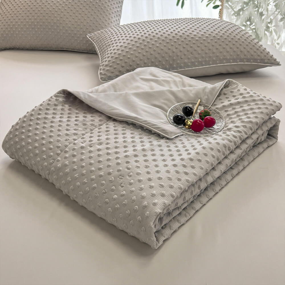Ultra-Soft Cooling Bubble Dot Filled Home Throw Blanket for Pets and Human