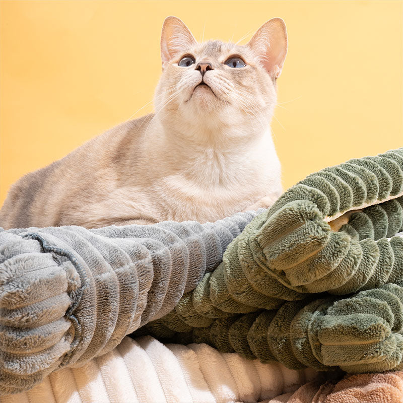 Make Waffle Biscuit Couch Cover – Cozy Soft Flannel & Breathable Pet Mat