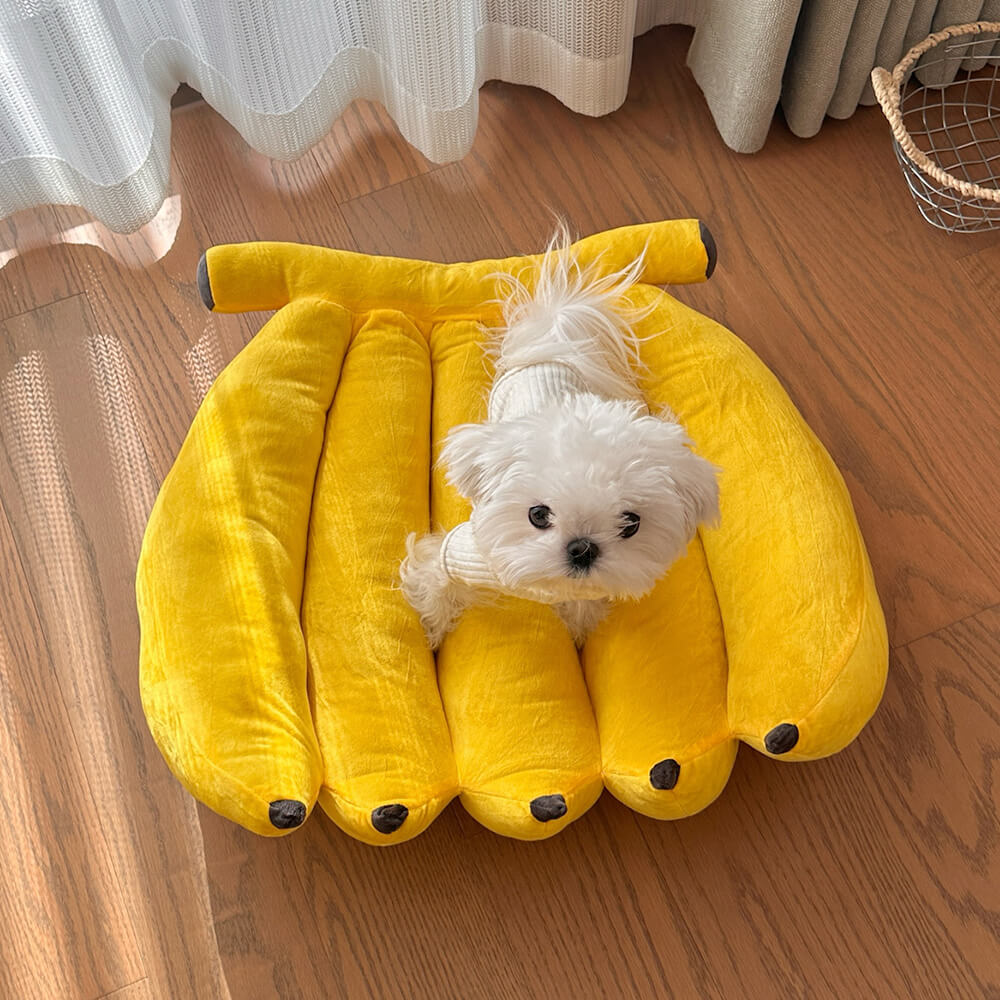 Soft and Adorable Pet Nest Banana Dog Bed