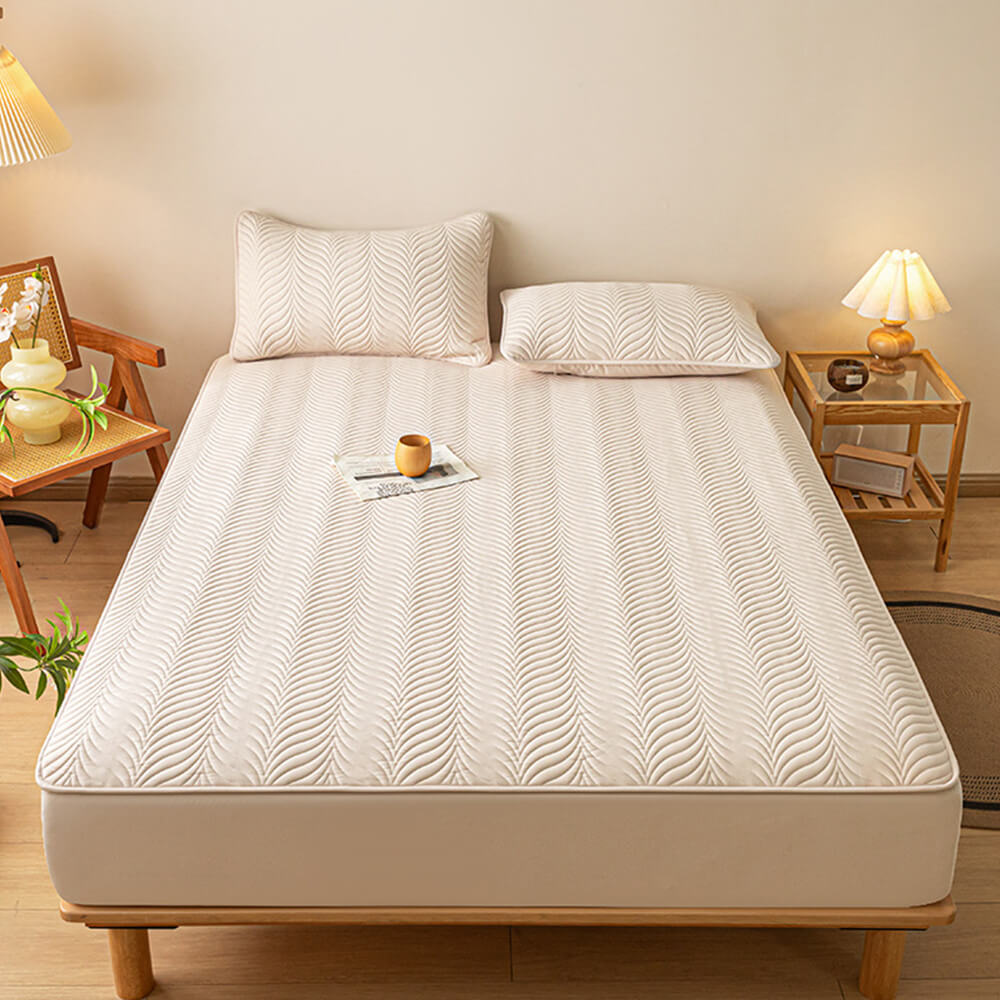 Pet-Friendly Waterproof Quilted Fitted Sheet Mattress Cover